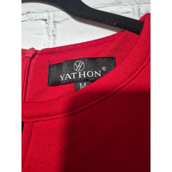BOLD RETRO POP RED Yathon Geometric Fit and Flare Dress Keyhole Pockets SIZE M - Picture 3 of 8